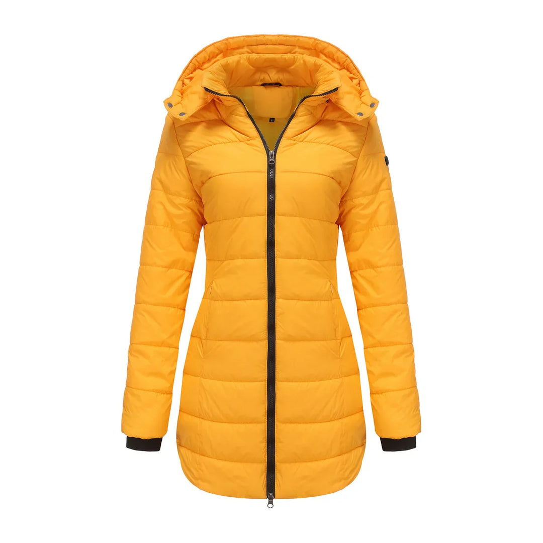 Amira – Mittellanger Outdoor-Wintermantel